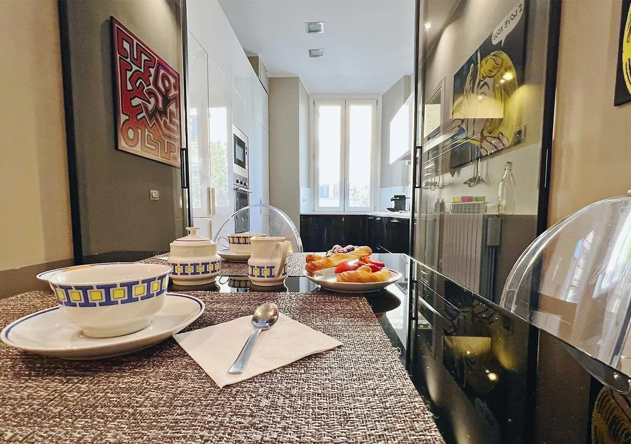Luxart Apartment Rome