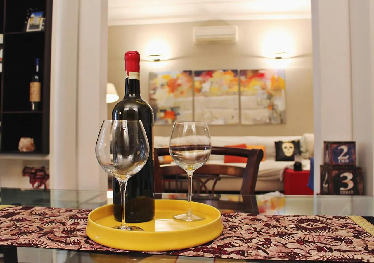 Luxart Apartment Rome 0*,